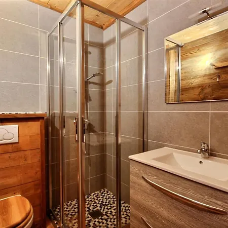 Chalet Manupa Clevie