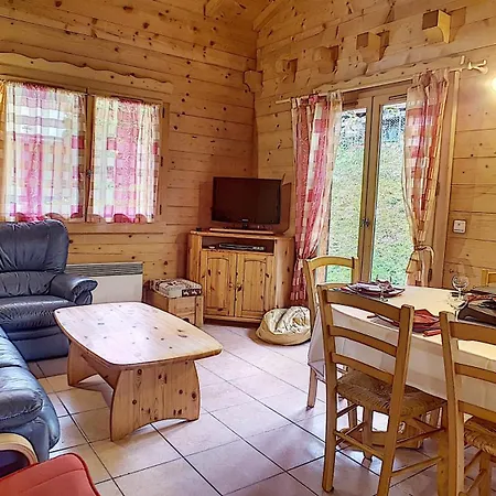 Chalet Manupa Clevie *